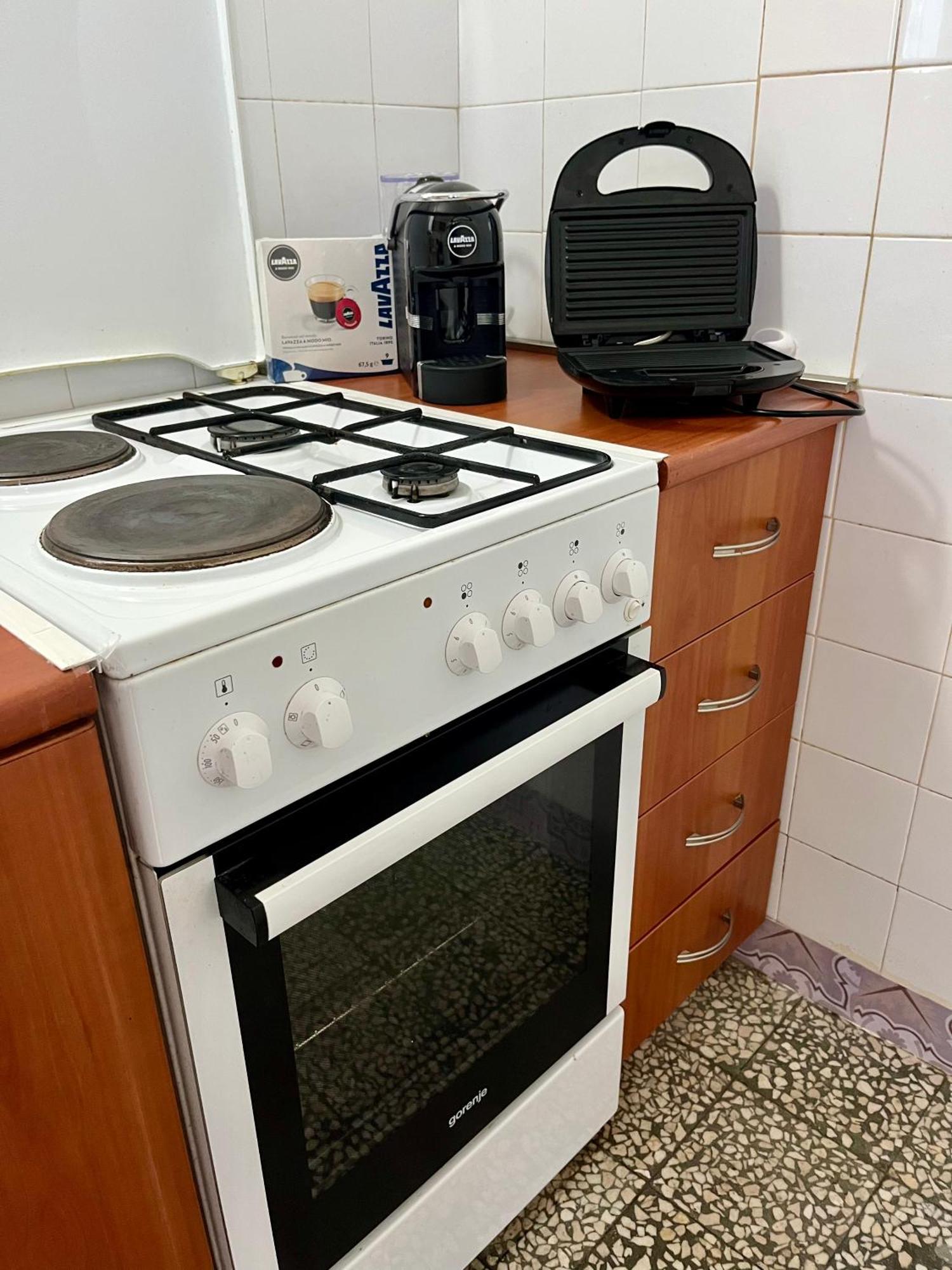 Vemar Apartment - Near The Beach, Private Parking Дубровник Екстериор снимка