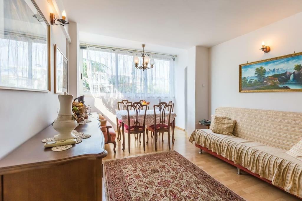 Vemar Apartment - Near The Beach, Private Parking Дубровник Екстериор снимка